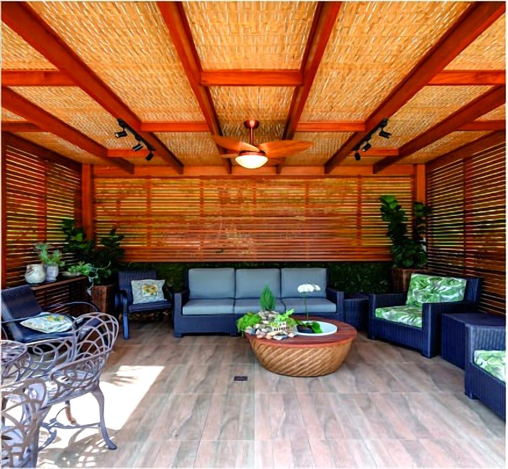 Lounge externo com forro trama simples